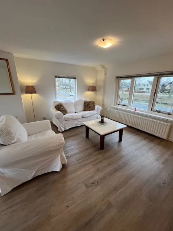 Hoofdweg - Nieuw-Vennep