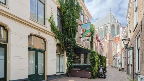 Hooglandsekerk-Choorsteeg - Leiden