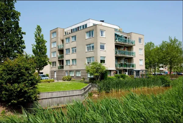 Joke Smithoeve - Waddinxveen