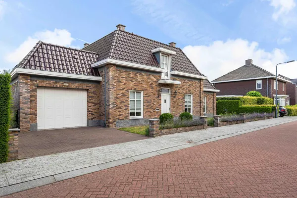 Leukerschansstraat - Weert