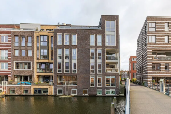 Narva-eiland - Amsterdam