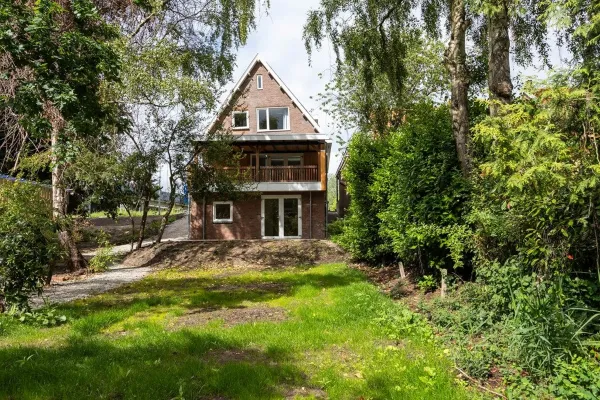 Nieuwemeerdijk - Badhoevedorp