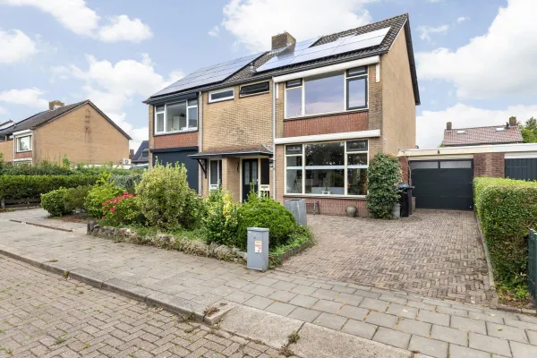 Van Duivenvoordestraat - Lage Zwaluwe