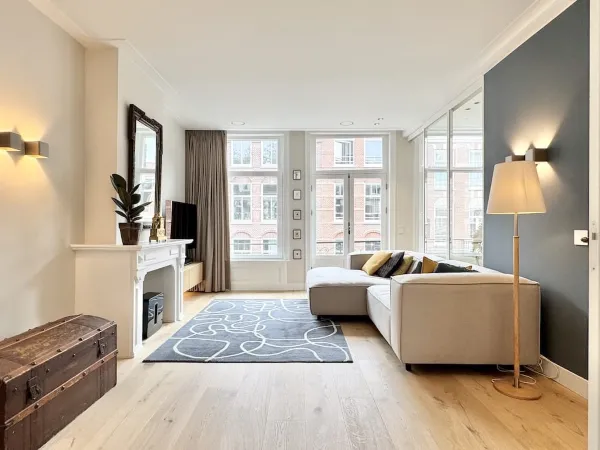 Van Eeghenstraat - Amsterdam
