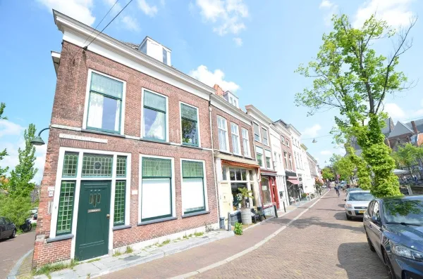 Vrouwjuttenland - Delft